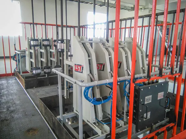 TST提升机钢丝绳智能探伤系统设备运行现场