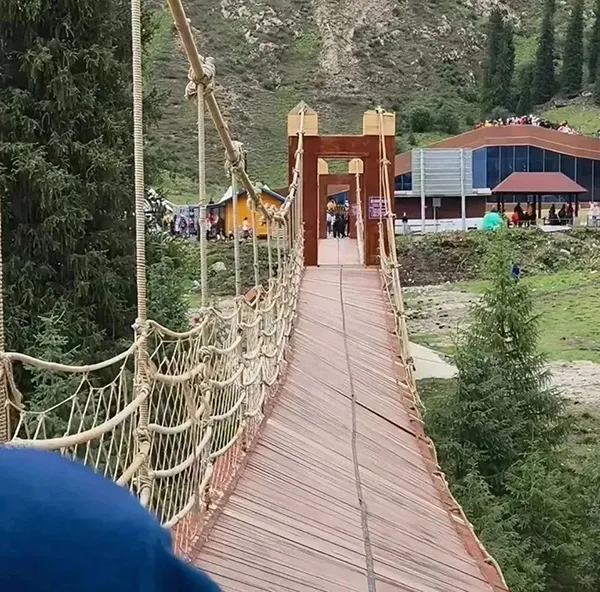 血色警钟：新疆夏塔索桥断裂，5死22伤！钢丝绳安全检测何以缺位？